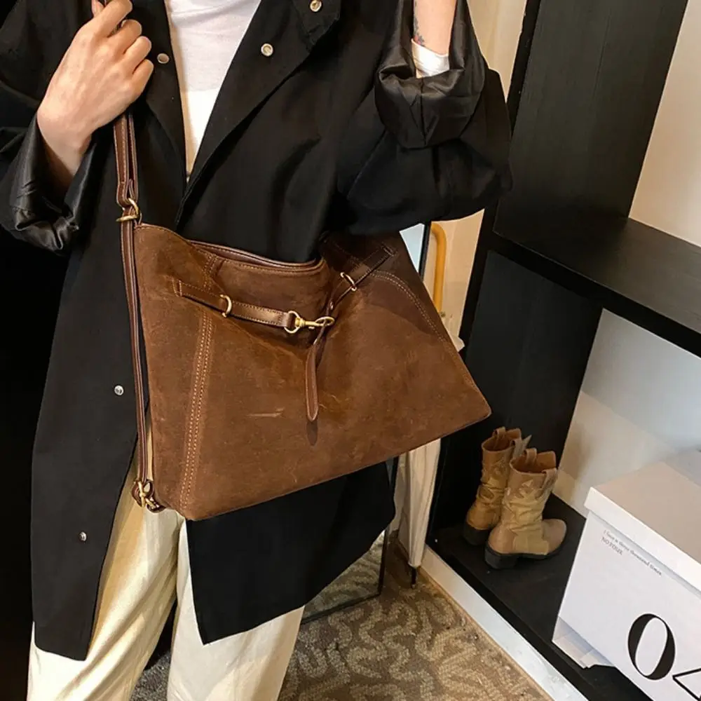 

Cute Large Capacity Suede Shoulder Bag Solid Color Korean Style Hobo Bag Fashion Handbag Tote Bag Holiday