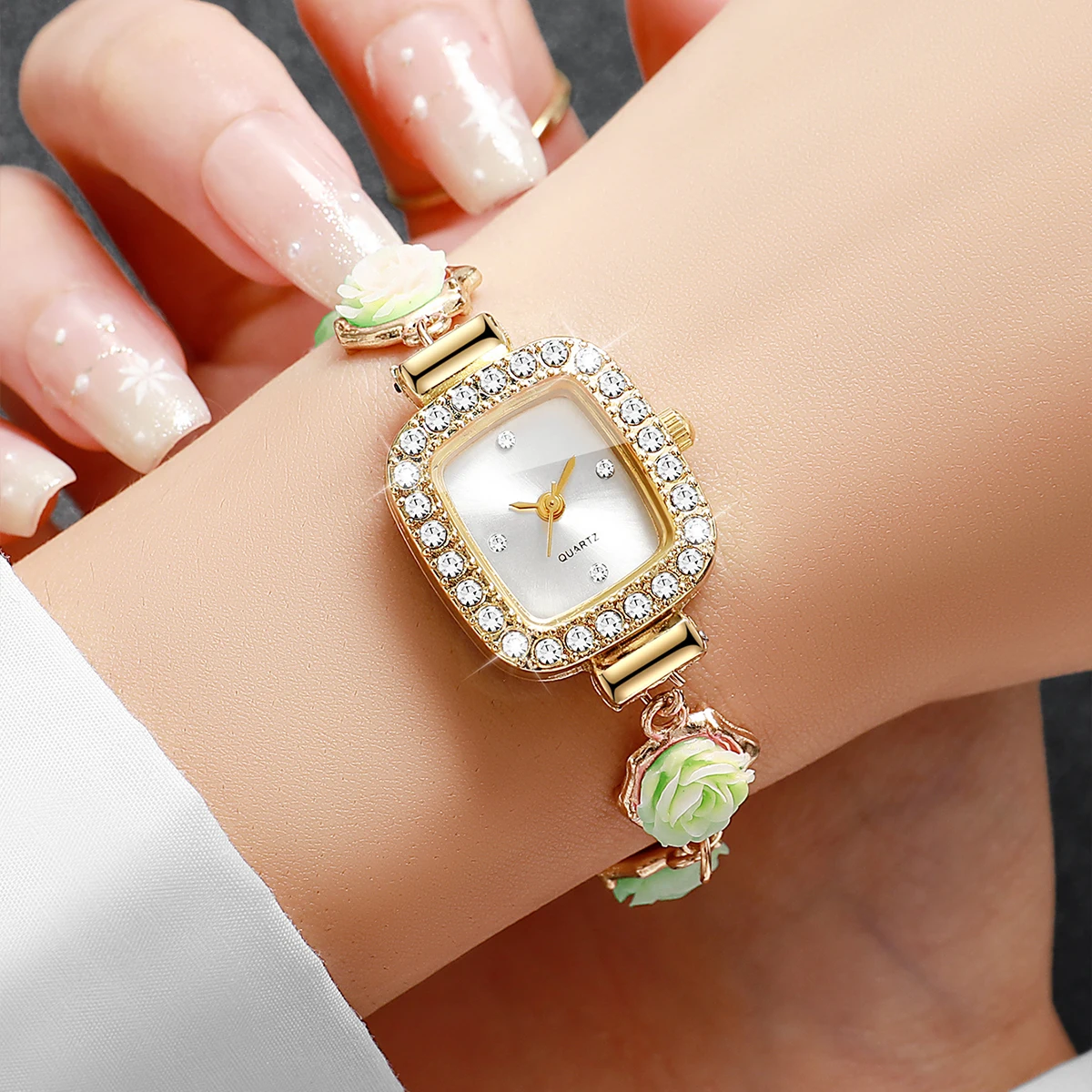 4PCS Elegant Women Square Quar - огляд і ціна Ladies Fashion Watch
