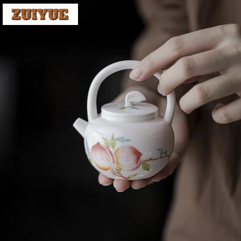 

130ml Hand Painted Peach Lifting Handle Teapot Elegant Tea Infuser Pot Tea Brewing Kettle With Ball Hole Tea Ceremony Craft Gift