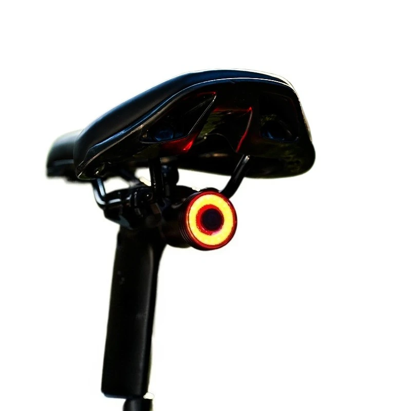 

Smart sensor brake taillight for bicycles, automatically adjusts brightness, 5 lighting modes, long battery life