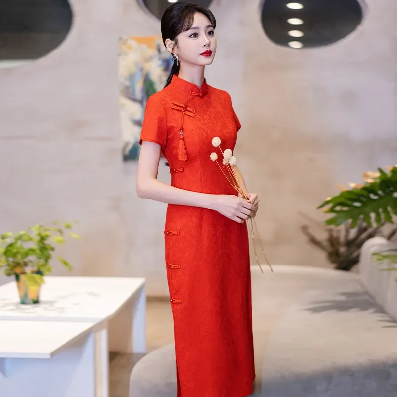 

2024 New Year Chinese Traditional Dress Wedding Red Cheongsam Evening Wear High Gear Dress Dinner Party