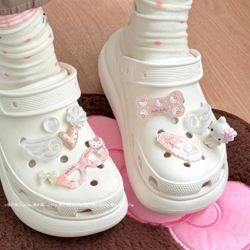 Cute Hello Kitty with Glasses Shoe Decoration DIY Hole Shoes Detachable Buckle Garden Shoes Xmas Party Gifts Favors