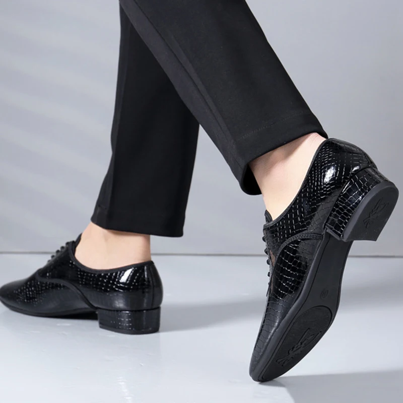 Zapatos de baile modernos para hombre, calzado de baile cuadrado al aire libre, zapatos de Jazz latino, suela de gamuza para interiores, tacones de vals de salón