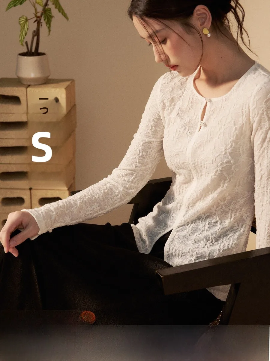 

Новая женская вязаная базовая рубашка в китайском стиле с круглым вырезом, плиссированная, с вышивкой, на пуговицах, приталенная, с длинным рукавом, для повседневной носки