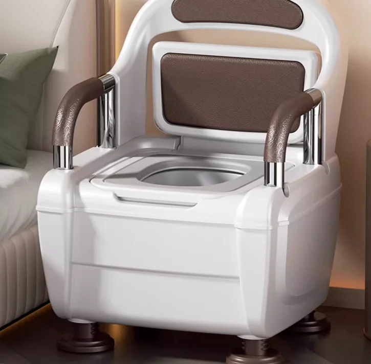 Toilet toilet seat, movable and portable, with a safe seat for elderly people with disabilities entering the room