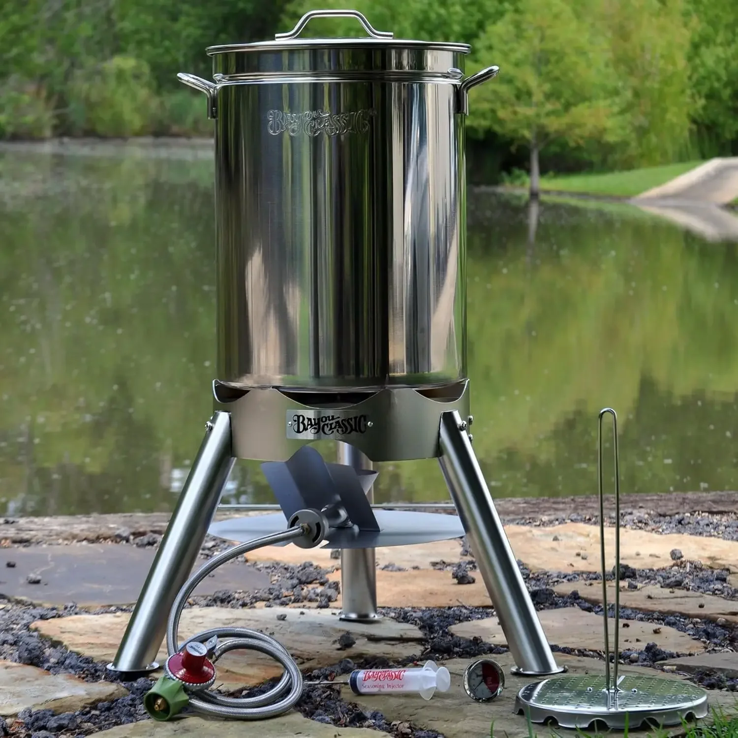 Bayou Classic 200-440 44-qt roestvrijstalen kalkoenfriteuseset met 44-qt soeppan met deksel, gevogelterek en lifthaak van 14 inch hoog