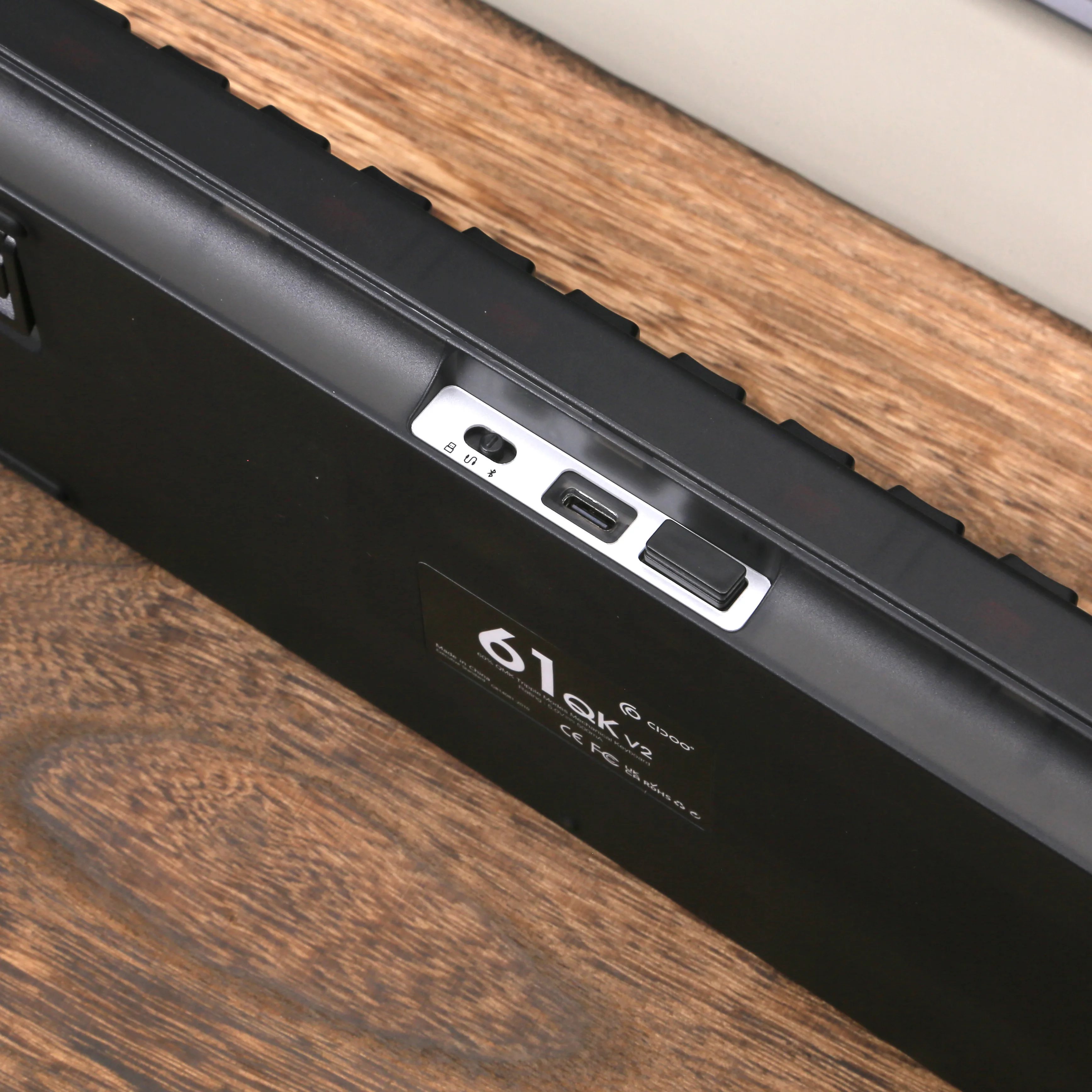 لوحة مفاتيح ميكانيكية للألعاب QK61 تدعم 60% عبر حشية VIA/QMK قابلة للتبديل السريع لاسلكية ثلاثية الوضع بلوتوث 2.4G RGB لوحة مفاتيح محمولة #3