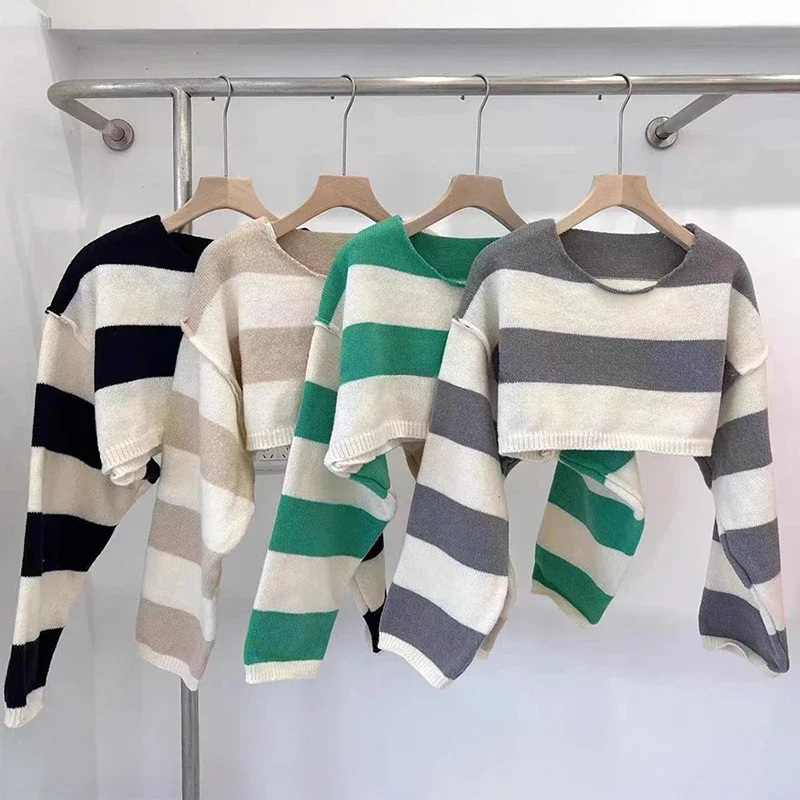 سترة قصيرة مخططة للنساء بأكمام طويلة بلوفر قصير مريح متماسك كبير الحجم للفتيات المراهقات ملابس الخريف والشتاء Y2K