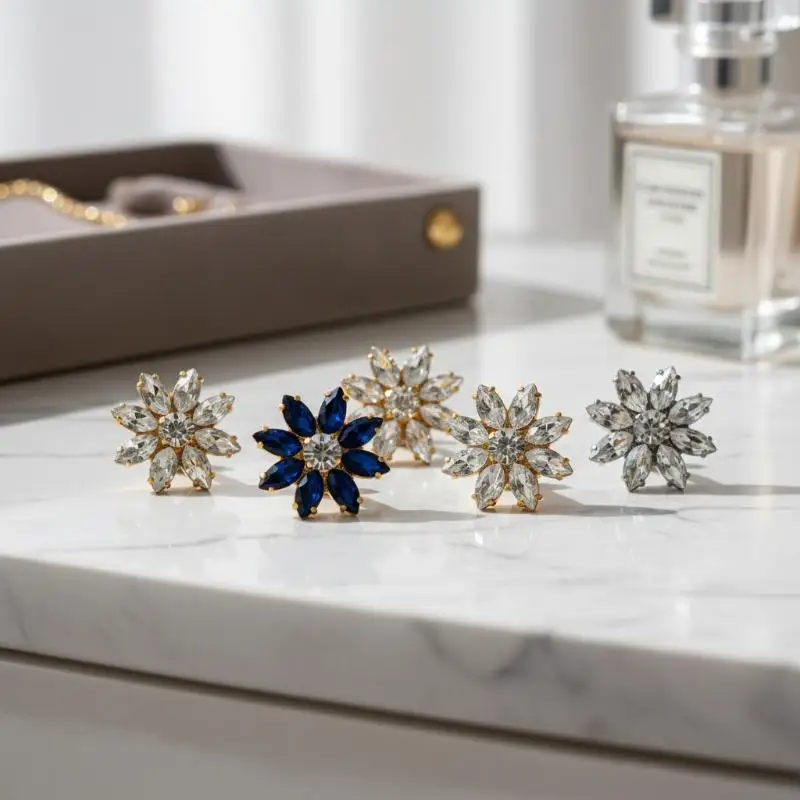 Glamorous Flower Rhinestone Buttons Luxury Inlaid Crystal Embellishments for Clothing DIY Wedding Dress Decor