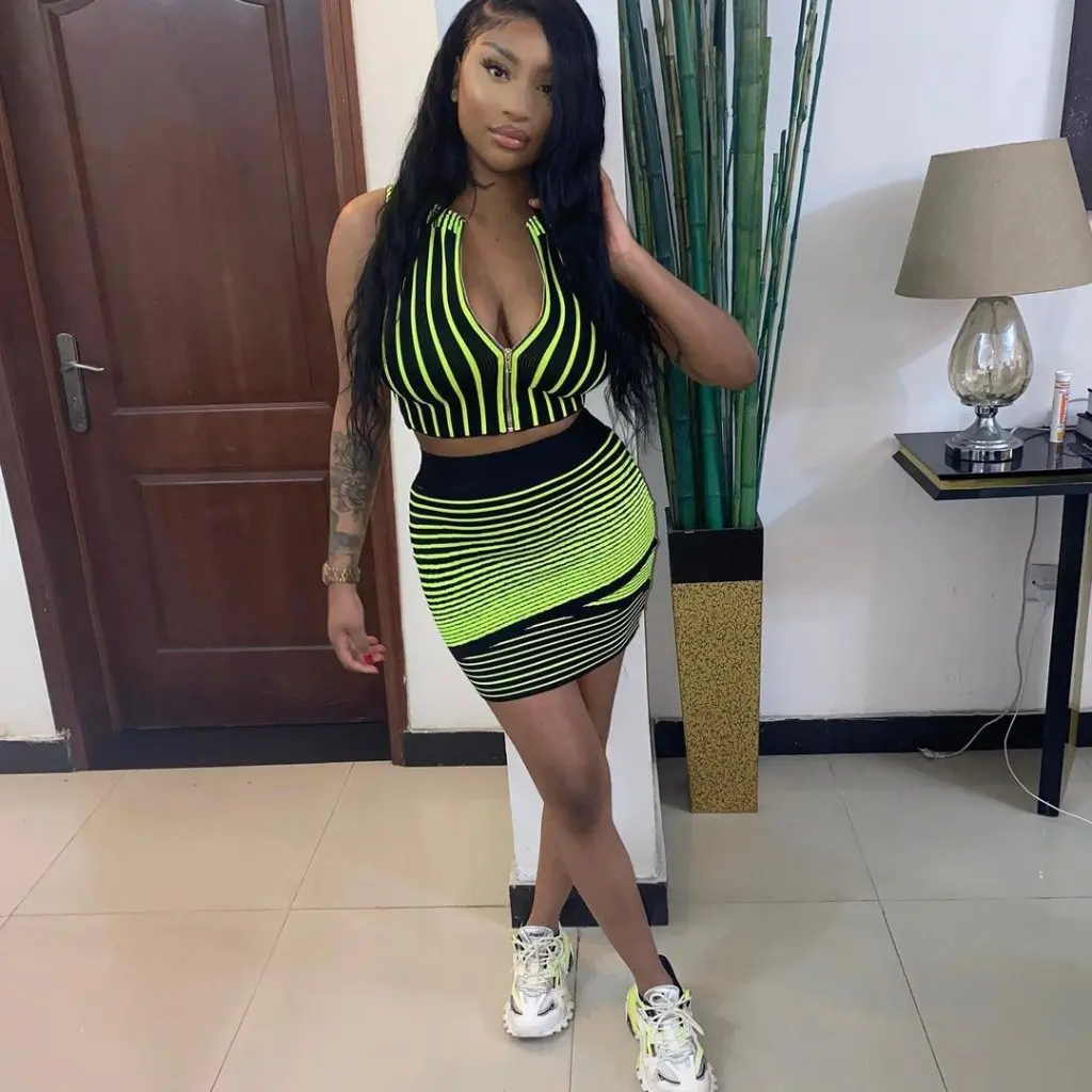 

Women's Digital Print Striped Two-Piece Set Skirt Y1642 Spot European And American Fashion Casual Outerwear