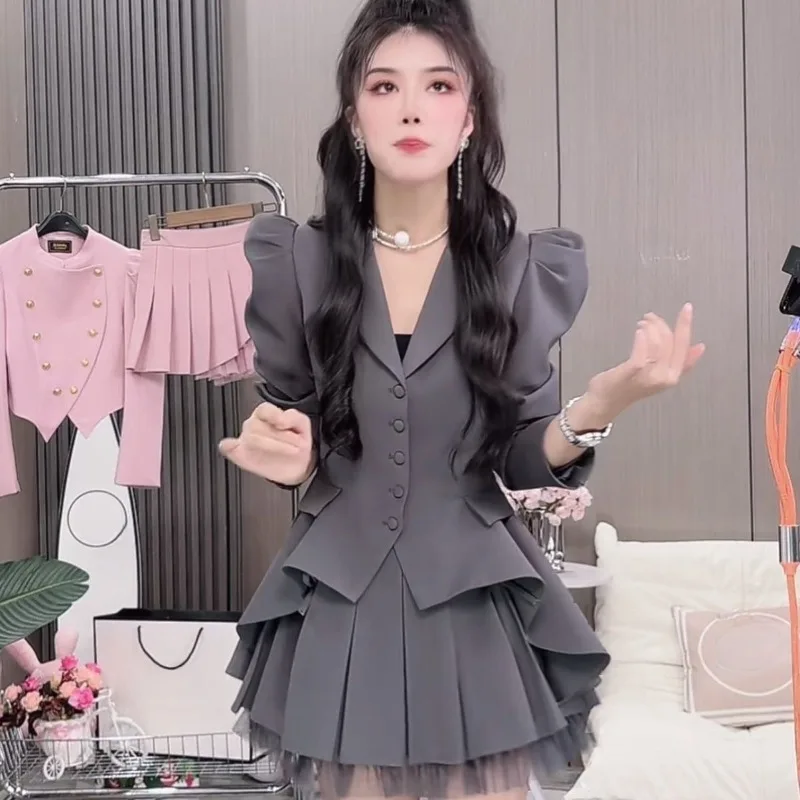 A Fashionable and Individual New Two-piece Suit Set for Petite Person Pleated Top High-waisted Pleated Skirt Skirt and  Coat