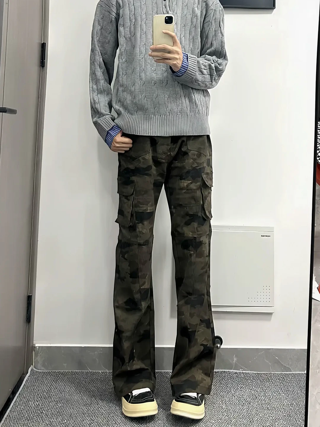 

American Vibe Camouflage Flared Jeans Men's Autumn Winter Fleece Lined Slim Fit Straight Leg Trousers mid Waist Jeans