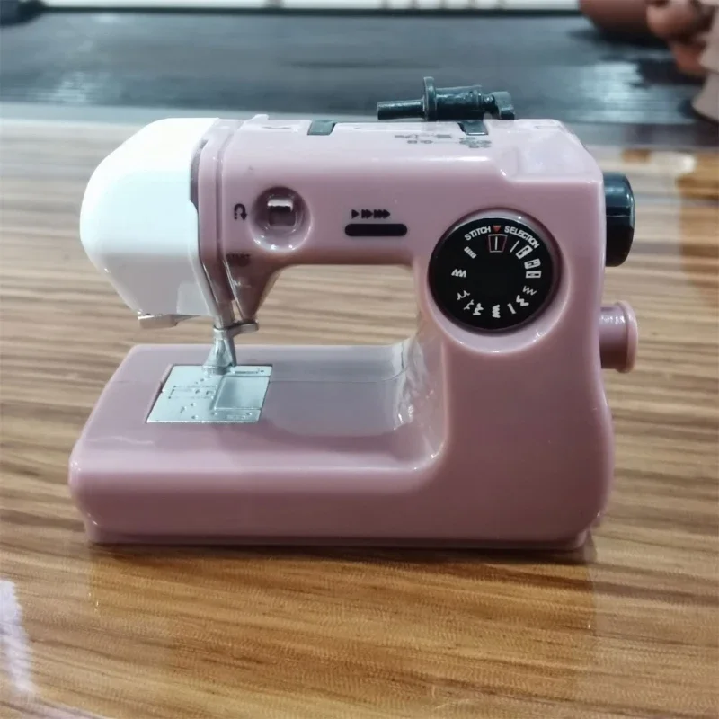 Nähmaschine Kapsel Spielzeug Simulation Mini Nähmaschine Twisting Ei Miniatur Szene Baby Passenden Trend Sammeln Ornamente Neue