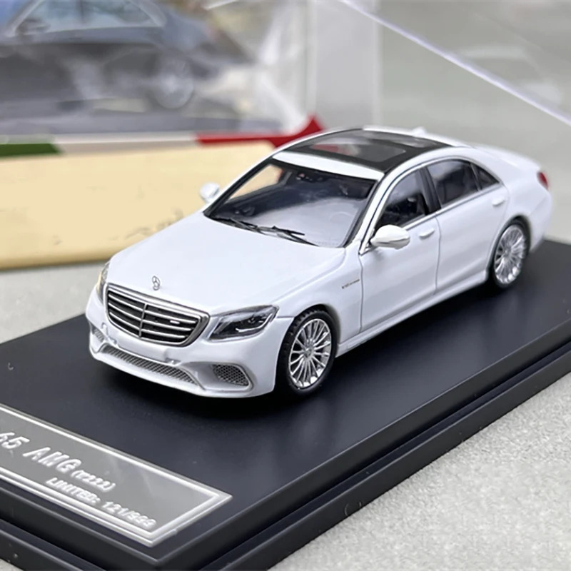 

Diecast Model Car 1/64 Size Benz S65 W222 Model Alloy Car Collection Toys for Boys Gift