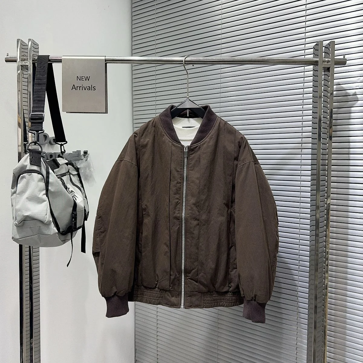 

Faionable Patchwork Du down Jaet Baseball Collar Winter New Arrival Men's Casual Wear Warm Thiened ort Sle