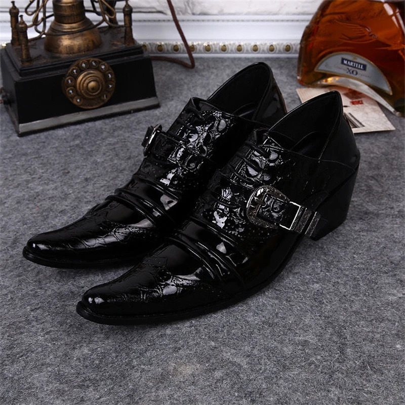 Zapatos casuales puntiagudos con una altura de 6cm, zapatos casuales para hombres, versión coreana de moda para negocios y ocio