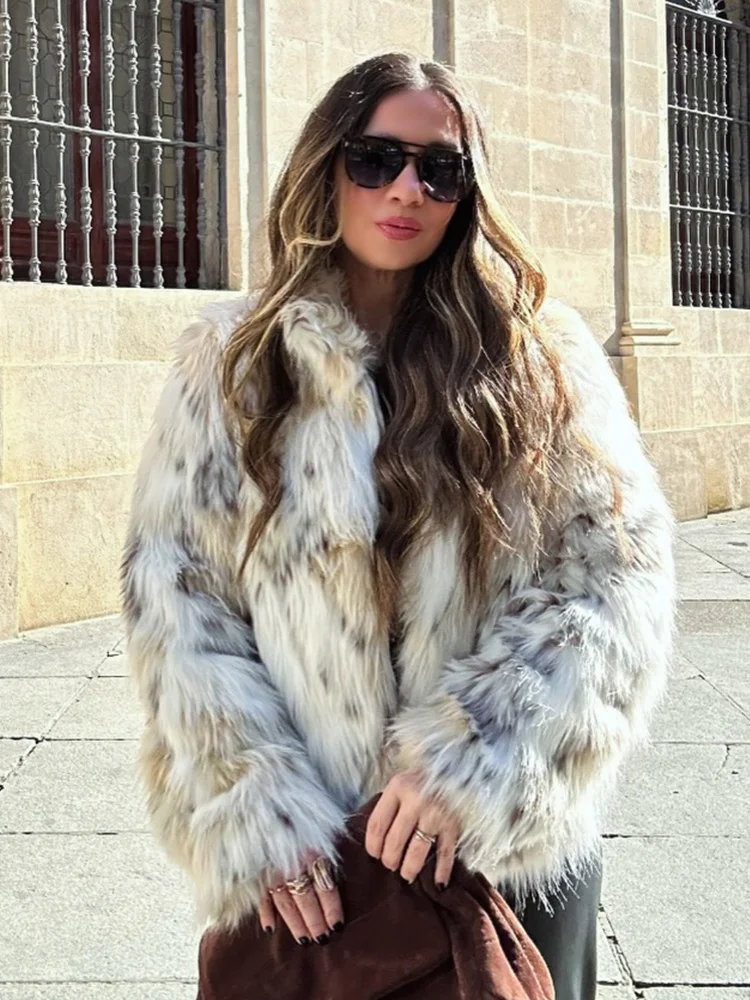 

HH Fashion Women Winter Faux Fur Effect Jacket High Collar Long Sleeves Print Outwear 2025 Female Warm Street Style Jacket