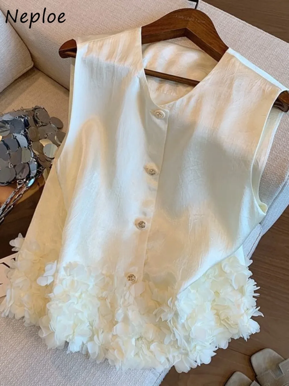 

Neploe Simple New Office Lady Small Fragrance Coat Satin Sleeveless Moda Elegant Jacket All-match 3D Flower Patchwork Fresh Tops