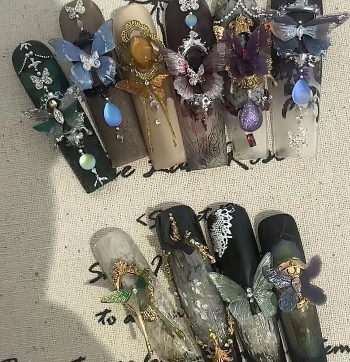 1 قطعة ثلاثية الأبعاد فراشة سيليكون مسمار الفن قالب شفاف مابل ليف الفراشات الإستنسل DIY نحت مسمار السحر مانيكير قوالب