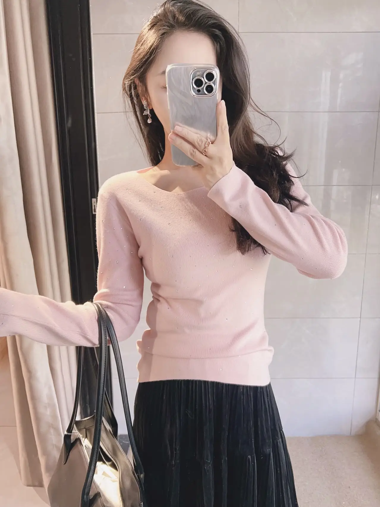 

Романтичный мягкий шерстяной трикотажный топ с крупными стразами, круглым вырезом, стройнящий, универсальный, в стиле Princ Barbara Home Fashion, женский