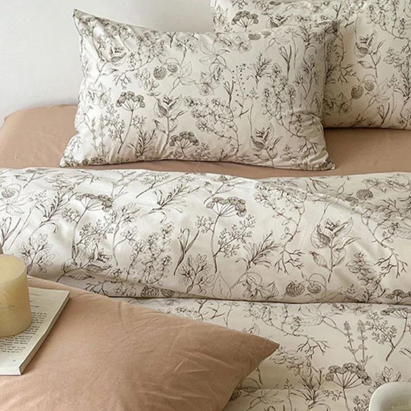 

%a Minimalist Selling Beddings Sets Ultralight Luxury Bedroom Comfortable Bedding Set Aesthetic Designer Roupa De Cama Furnitur