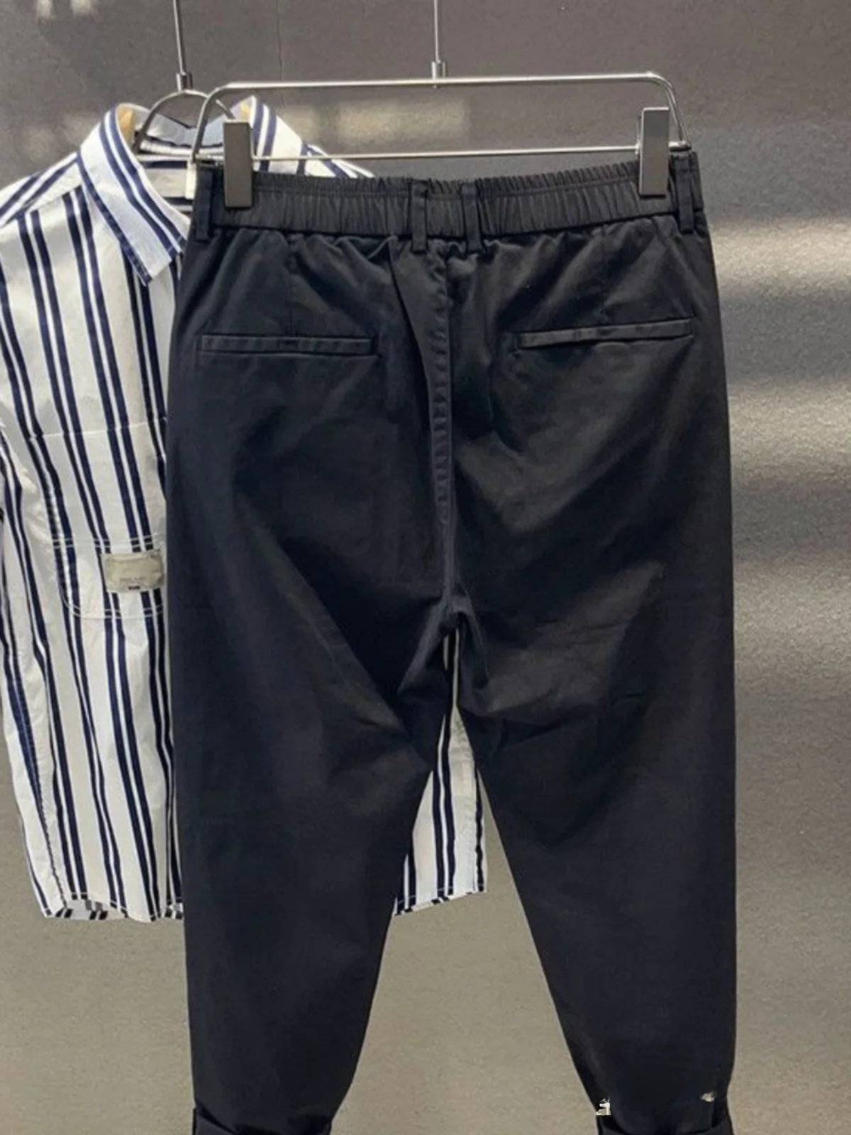 

Мужские повседневные брюки Slim Fit, весна 2025, корейский стиль, модные, однотонные, черные, рабочая одежда, из смесового хлопка, износостойкие