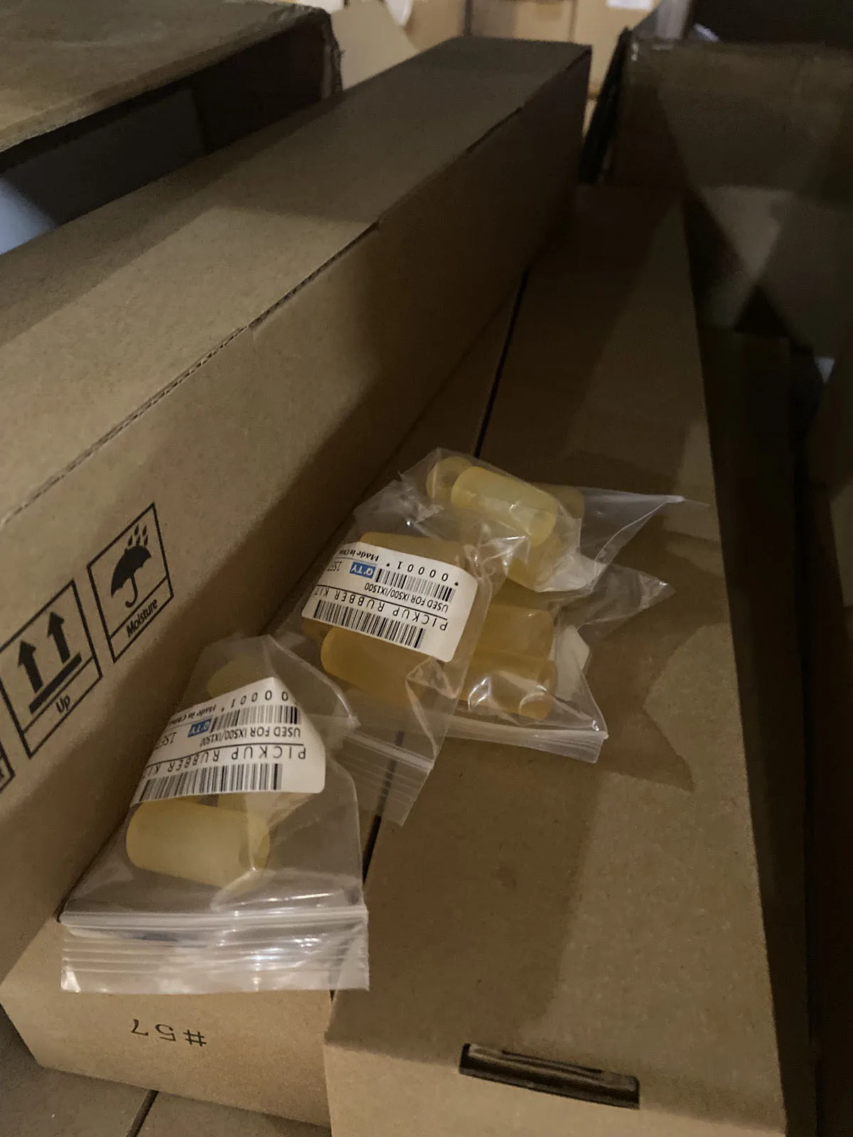 

1X PA03656-K975 PA03656-K976 Exit Feed Roller for FUJITSU Scansnap IX500 IX1500 N7100 IX1400 IX1600