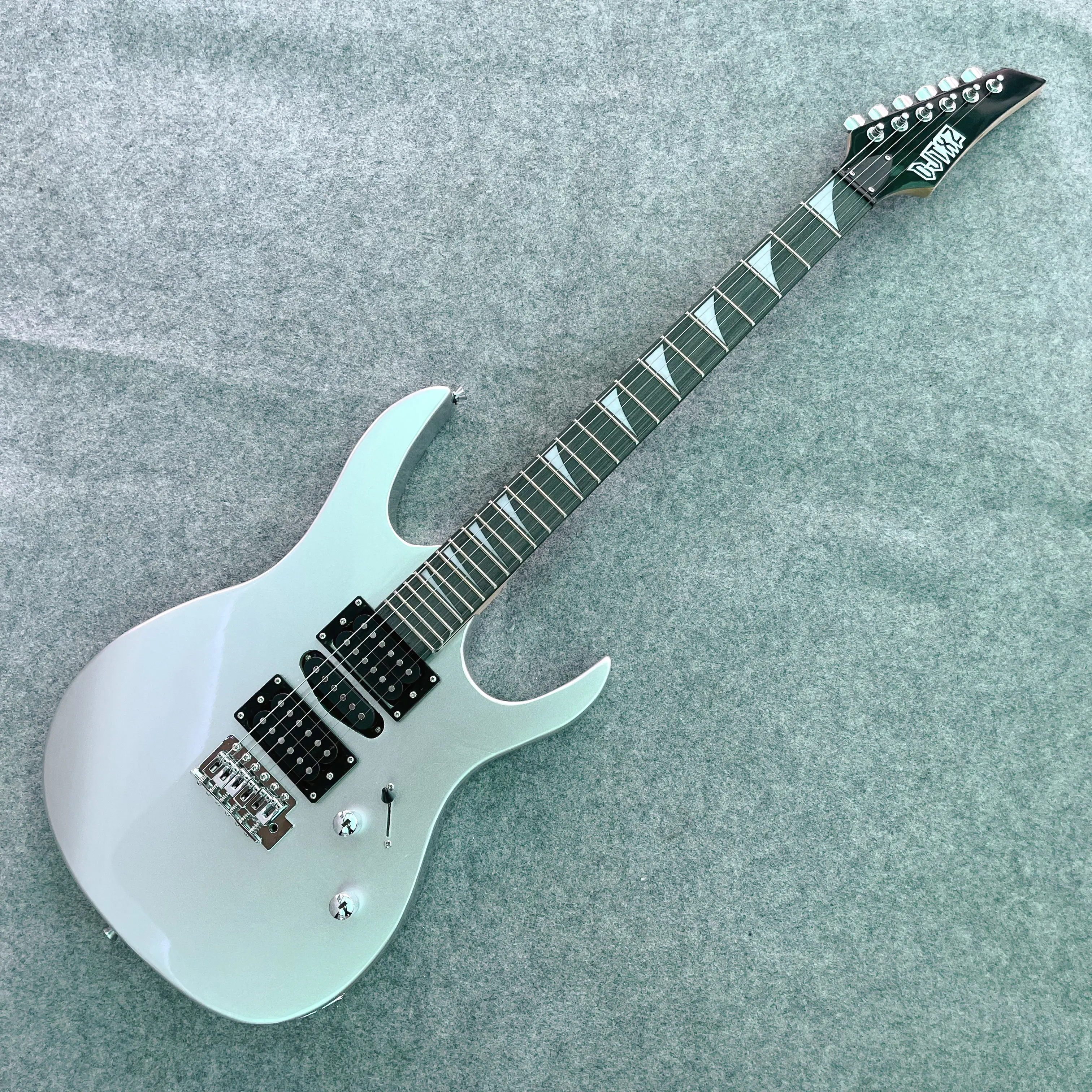 Thumbnail 4 - #38 Latest Acoustic Guitars Offers