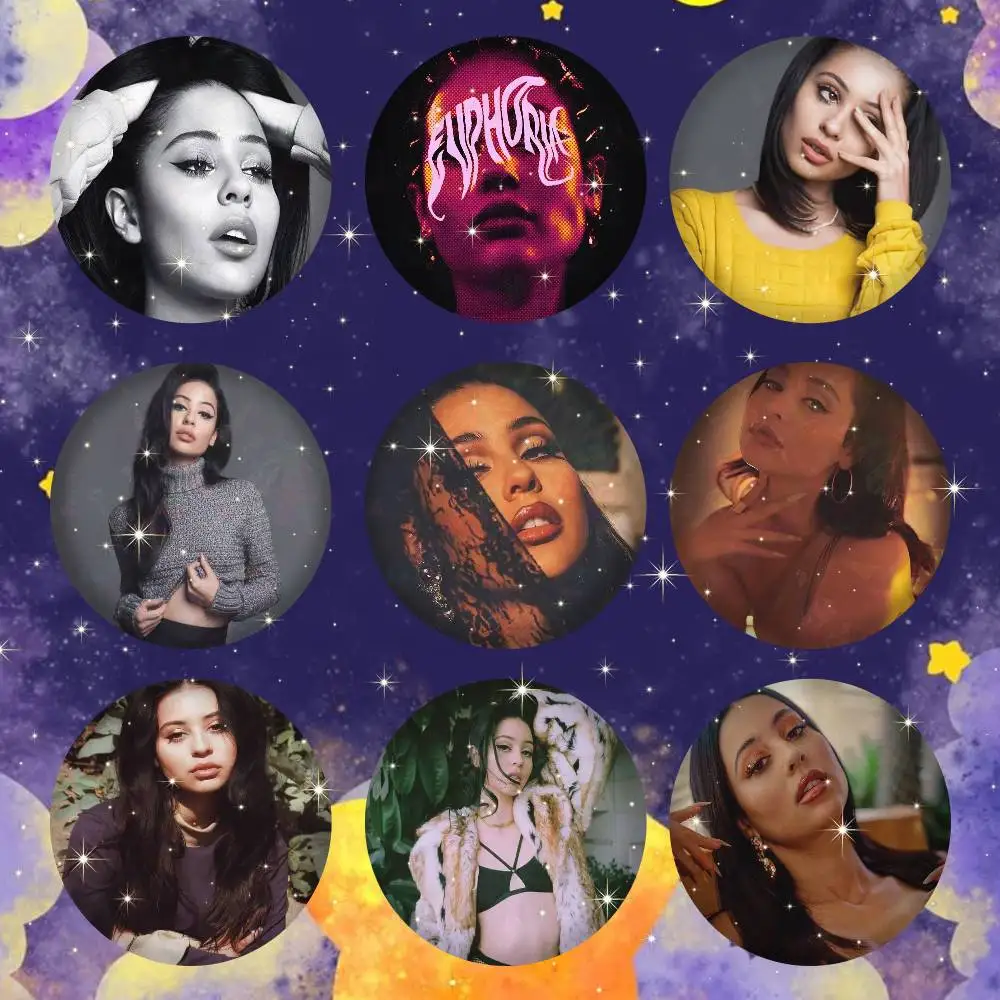 A-Alexa-A D-Demie 7…