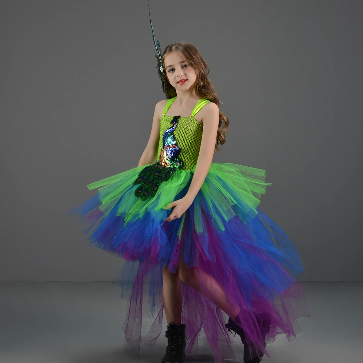 Abito tutù alto basso pavone per ragazze Festa di compleanno Purim Costume da spettacolo Bambini Abito da ballo pavone Piume Abiti da ragazza in tulle