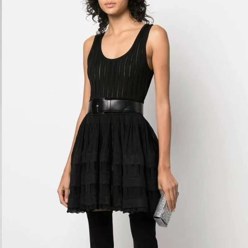 

Summer 2025 Slim Fit Elastic Pleated Skirt High Quality FashionCasual Folded Hollow Knitted U-Neck Strap Dress A-Line Mini Skirt
