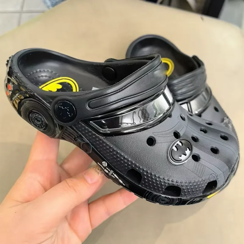 

New Hot Beast Kingdom Batman Peripheral Movies Creative Personality Cartoon Summer Wearable Non-Slip Light Slippers Holiday Gift