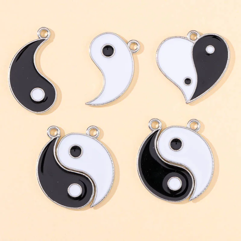 10Pcs Vintage Fashion Love Heart Taiji Yinyang Gossip Alloy Charm Pendants For DIY Jewelry Making Necklace Accessories Findings