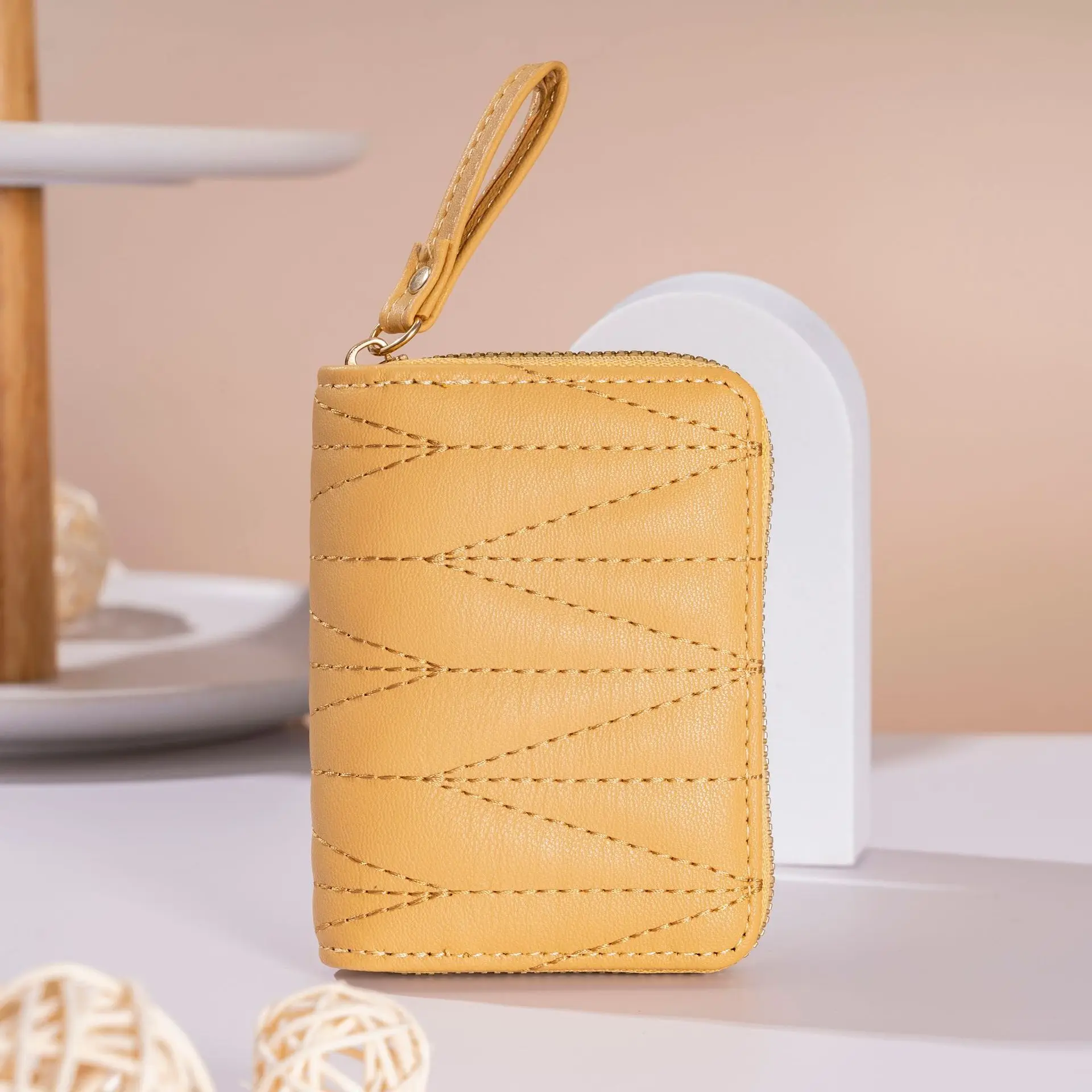 Cartera corta para mujer, bolso ligero a la moda, adecuado para trabajo y negocios, tarjeta de identificación, tarjeta de crédito, bordado Macaron Candy Bag, 1 unidad