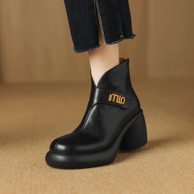 

2025 New Fashion Women Boots 100% Genuine Leather Autumn Platform Round-toe Boots Black Brown Sexy Shoes