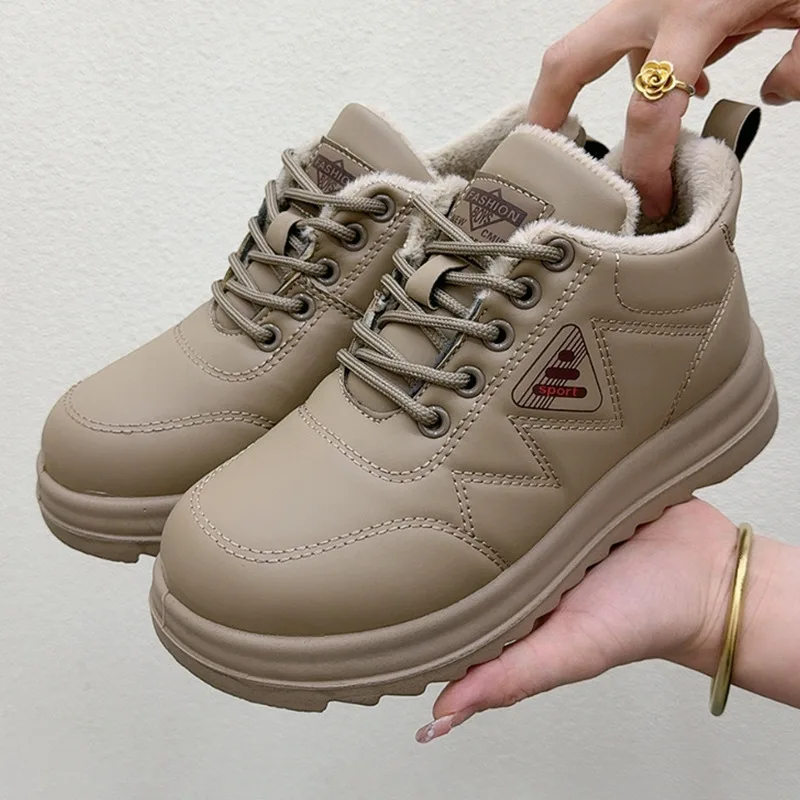 

Women's Winter Snow Boots Boot Thickened Anti-slip Fleece Lined Bread Shoe Casual Short Tube Polyester Fiber Boot