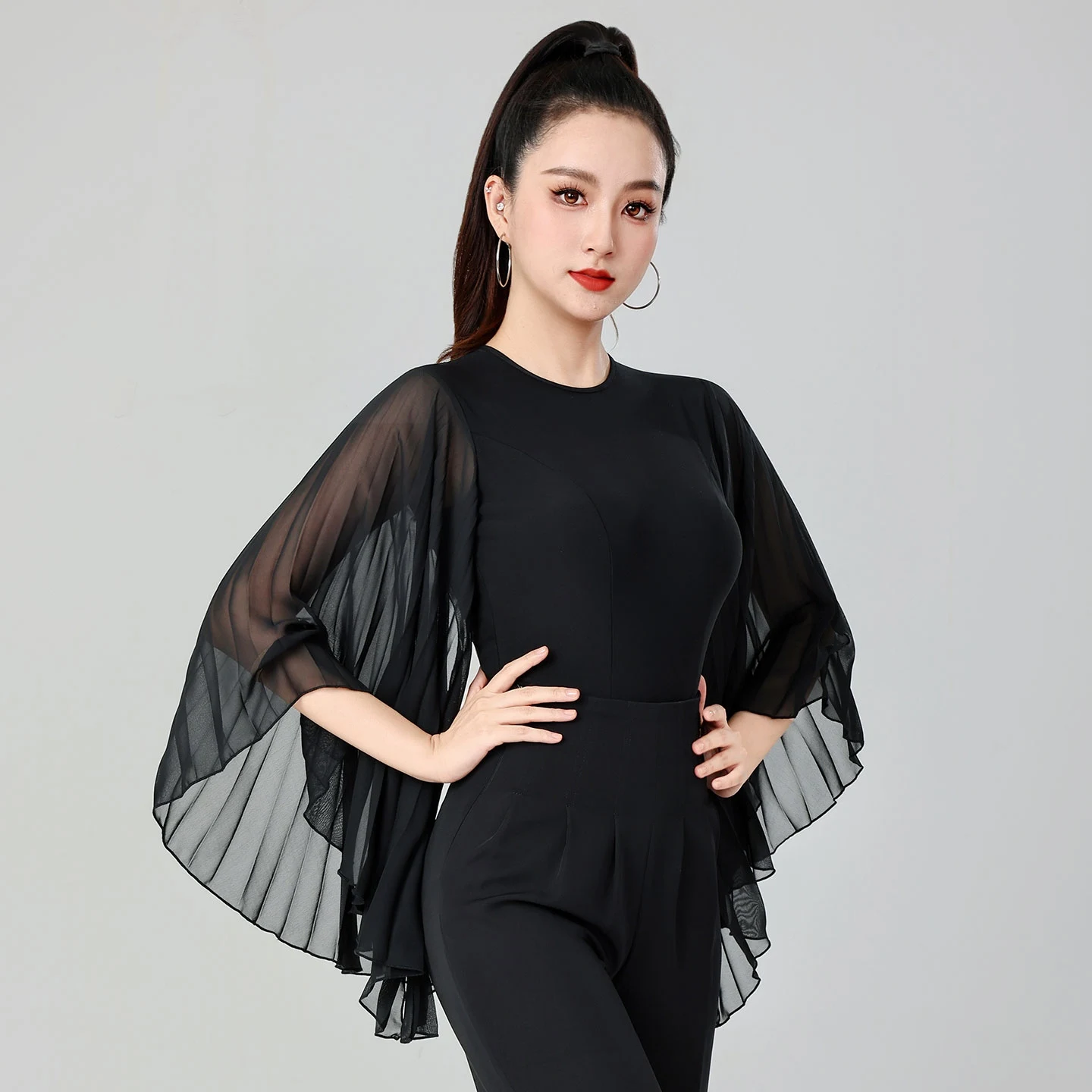 2025 Donne Abiti da ballo moderni Maglia Mezza manica Tuta di pizzo Chacha Latino Sala da ballo Costumi di performance di danza Indossare DN21200