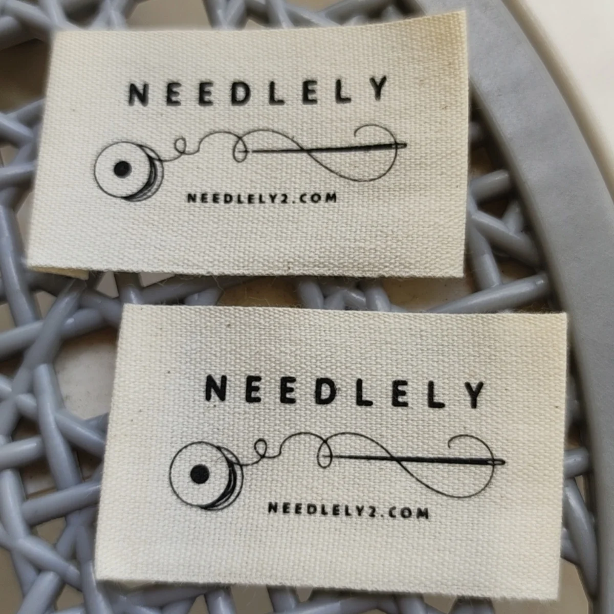 500pcs 100%Cotton Print Label for DIY handicraft Custom your text Cloth Labels 5 * 3 cm End Fold Garment Label