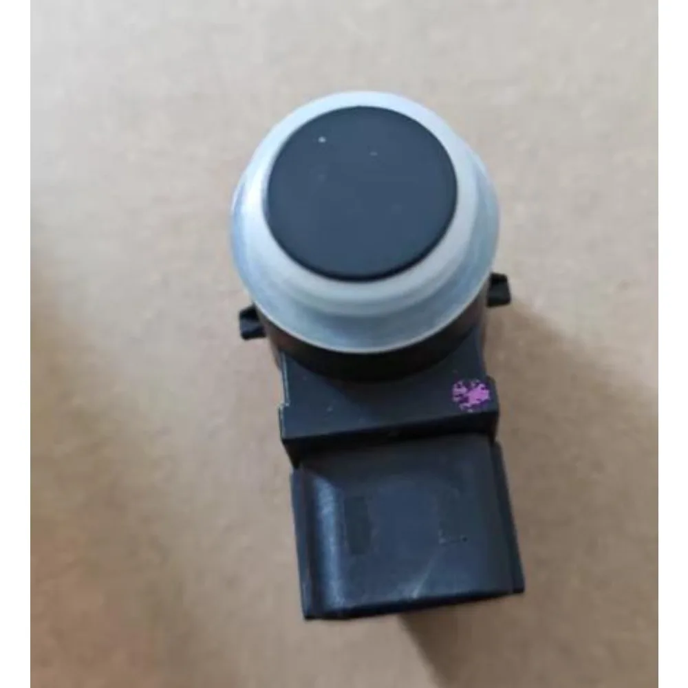 

Датчик парковки заднего хода (парктроник) в бампер, 3/4 контакта, 1 шт., новый, для Geely Emgrand GS GL