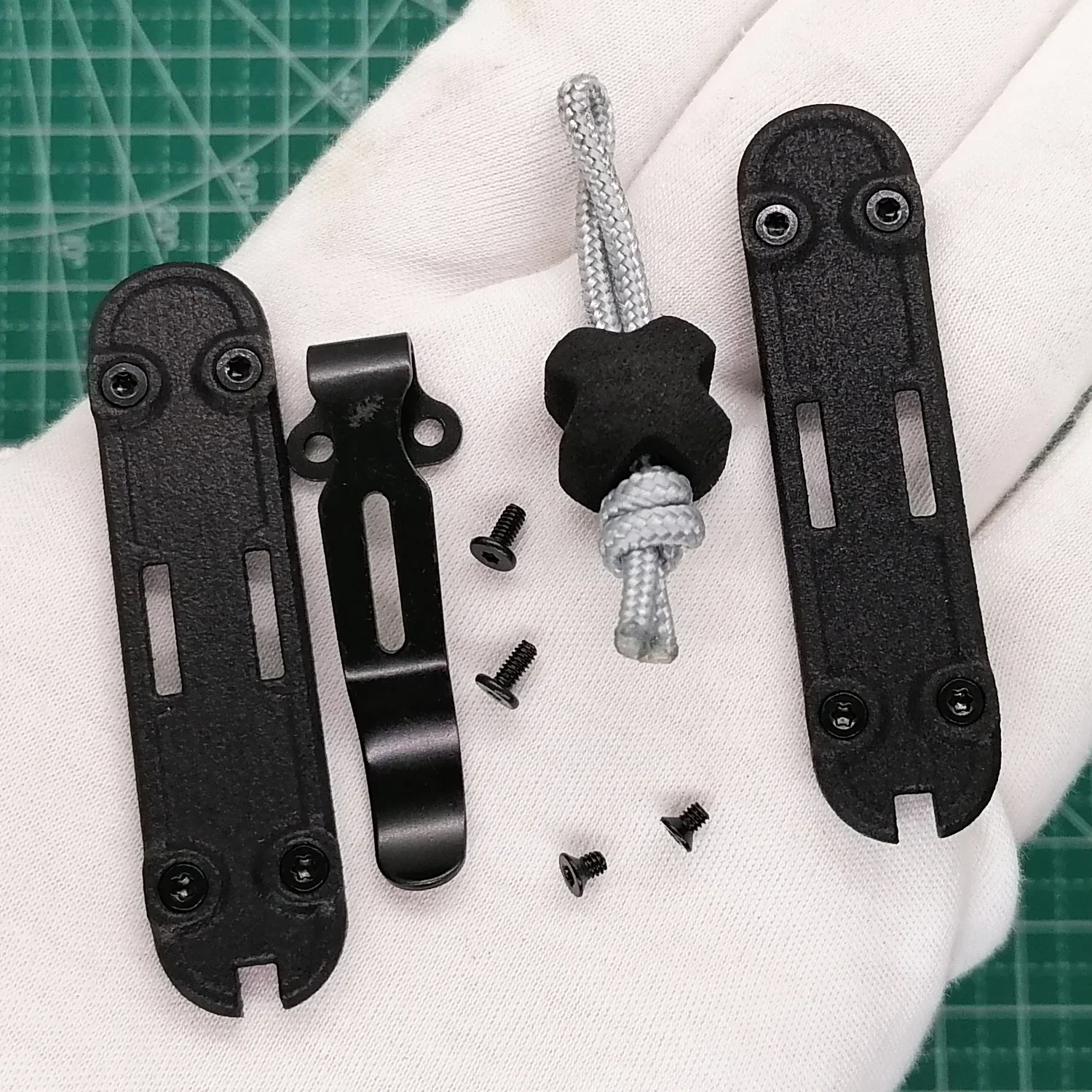 1 Pair Fibred Nylon Scales with Tweezers&Toothpick Slot for 58mm Victorinox SAK DIY Making Accessories Parts