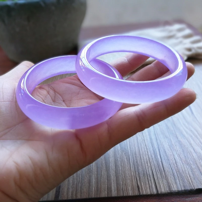 

Фиолетовый браслет из семян льда, светло-фиолетовый нефритовый браслет, благородный темперамент, универсальный дорожный нефритовый браслет, браслеты для женщин