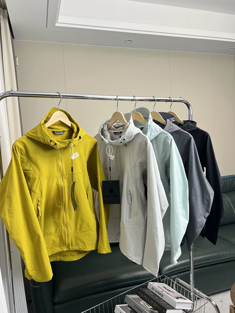 

Outdoor Lightweight Softell Jaet Men's Women's Spring Summer Waterproof Breathable ell Jaet Trendy Youth Sle