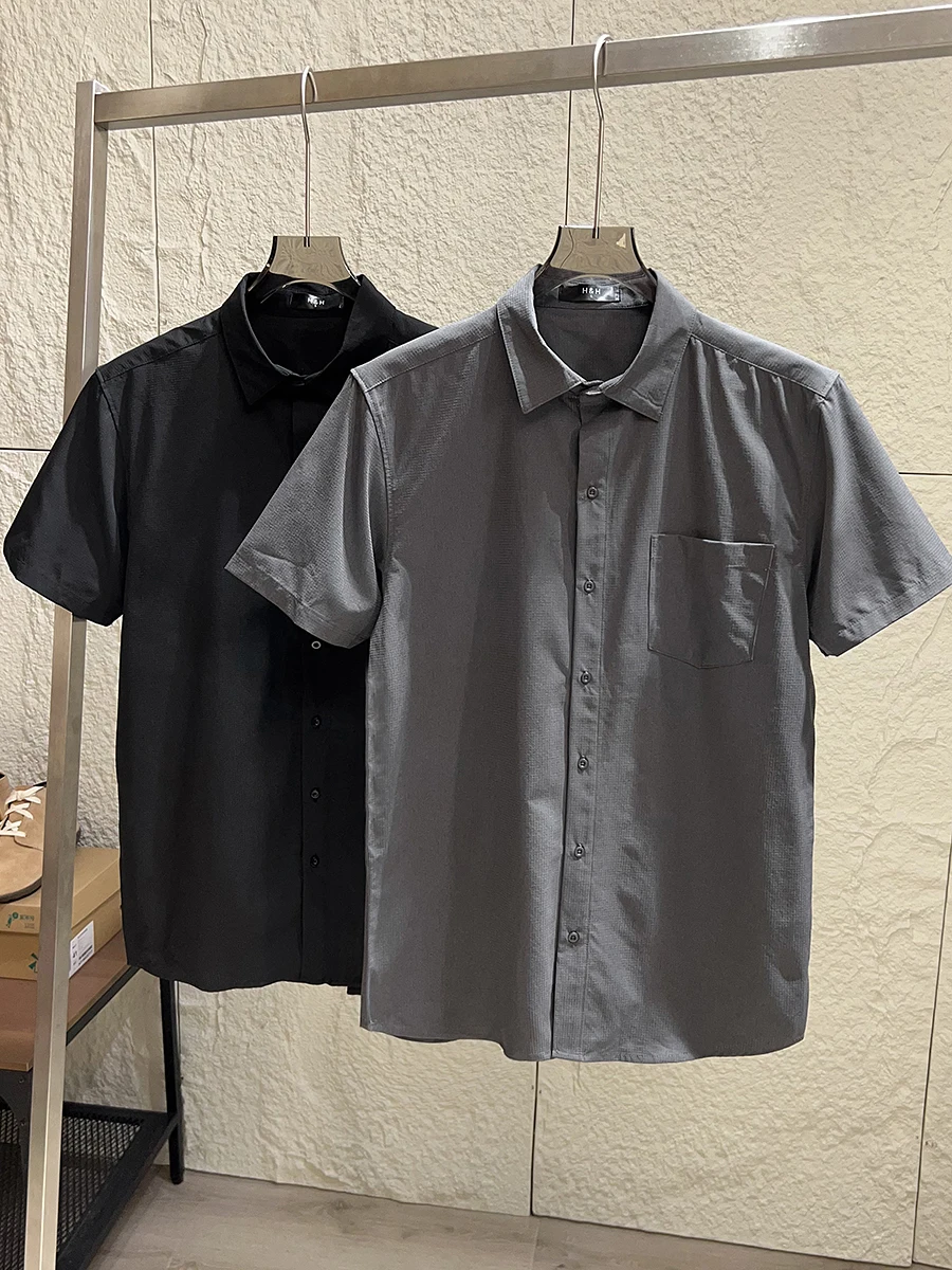 

Tech Quick Dry Fabric Casual Short Sleeve Shirt for Men Summer Outdoor Commuting Moisture Wicking Polyester Fiber Loose Fit