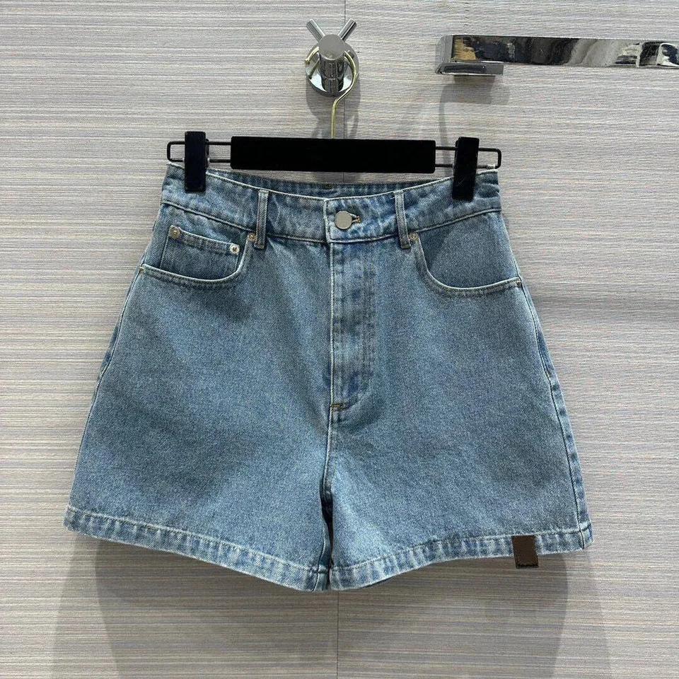 2024 New Fashion Summer Blue Color Denim Shorts Women High Waist Loose Casual Shorts