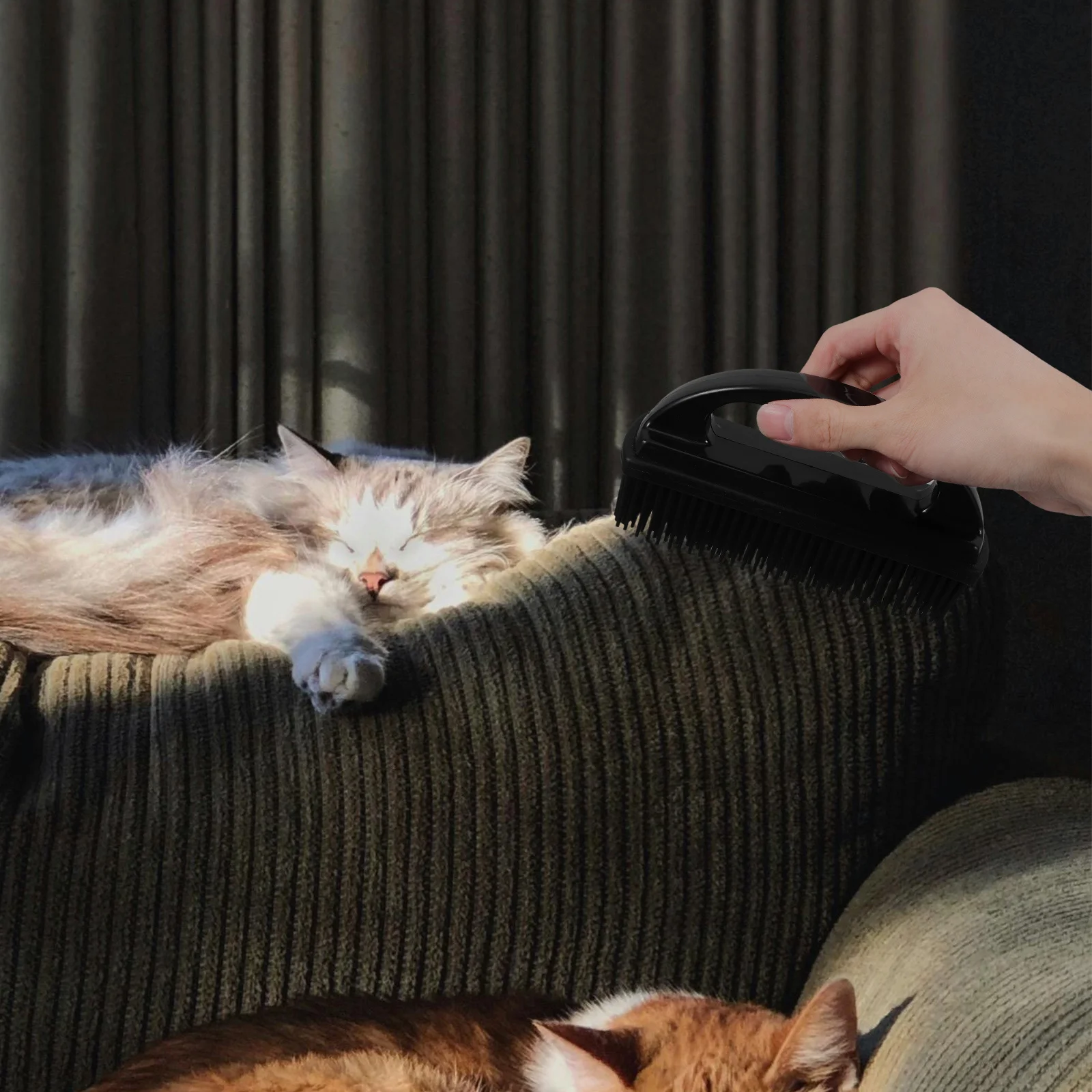 

Silicone Pet Brush Black for Dogs Cats Household Car Cleaning Durable Soft Bristles Hair Defloating Tool Pet Hair Removal Brush