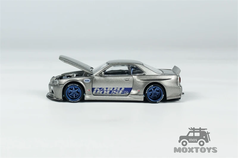 Kaido House x MINI GT 1:64 Skyline GT-R (R34) Kaido Works SHINJUKU V1 Silver Diecast Model Car