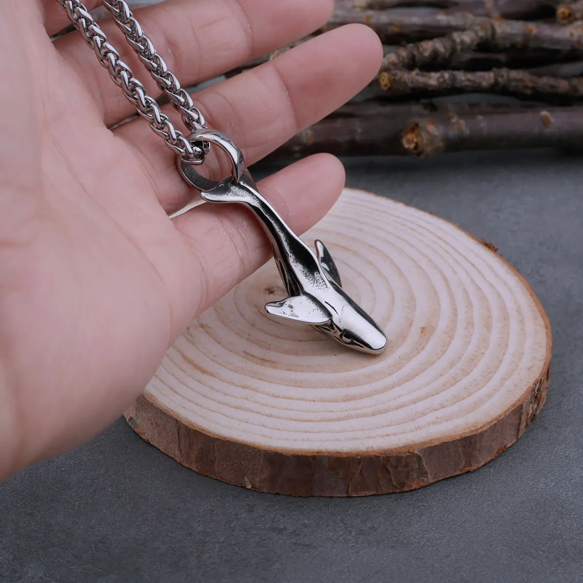 Stainless Steel Simple Animal Big Whale Necklace Men's Retro Charm Animal Fish Pendant Simple Hip Hop Jewelry Boyfriend Gift - Image 5