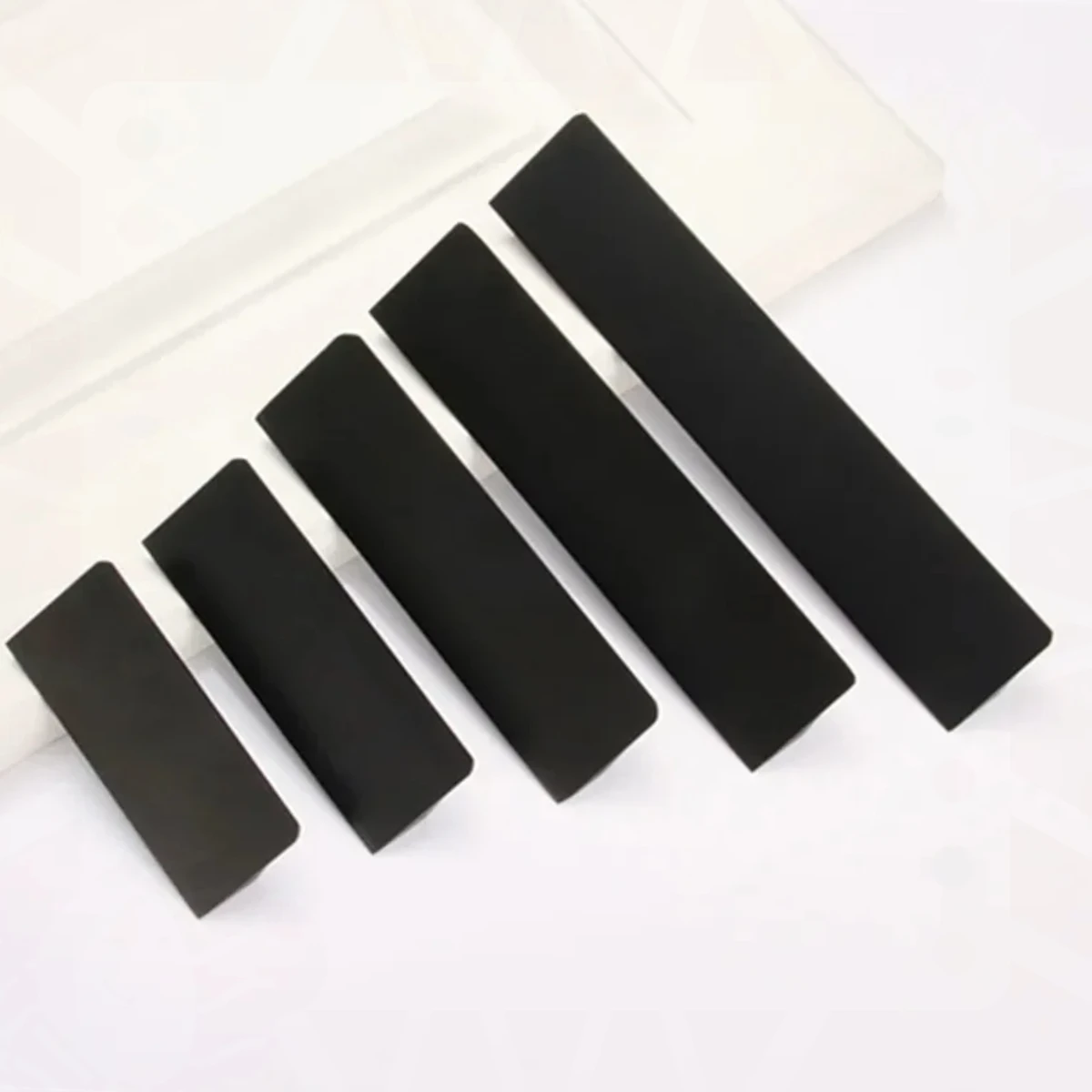 Metal Home Furniture Handles for Cabinet Modern Kitchen Cabinet Handl Silver Black Gold Square Handle Hardware