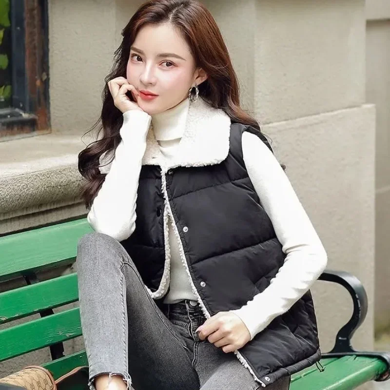 Waistcoat Woman Black Short Slim Fit Half Padded Cotton Vest for Women Cold Winter Clothing Sleeveless Lightweight Warm Autumn