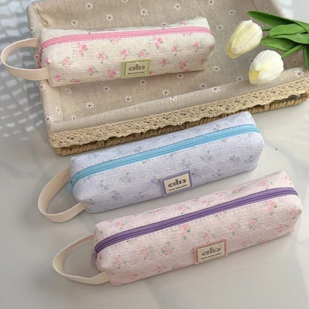 Korean Style Small Flower Print Pencil Case Large Capacity Multi-functional Zipper Pencil Case Minimalist Lightweight